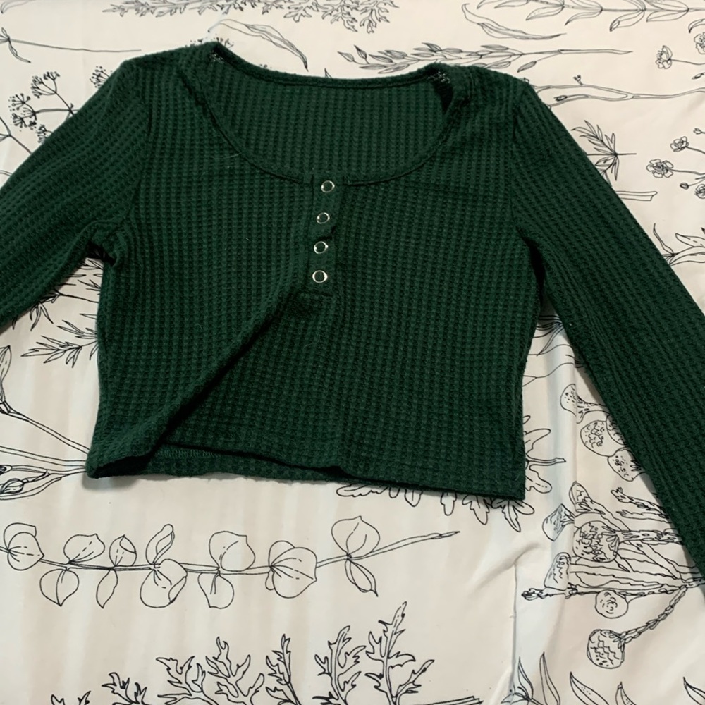 Long sleeve crop
